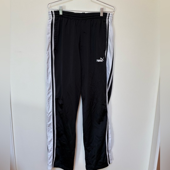 Puma Classic Black Striped Men’s Track Pants Size Medium - Picture 1 of 11